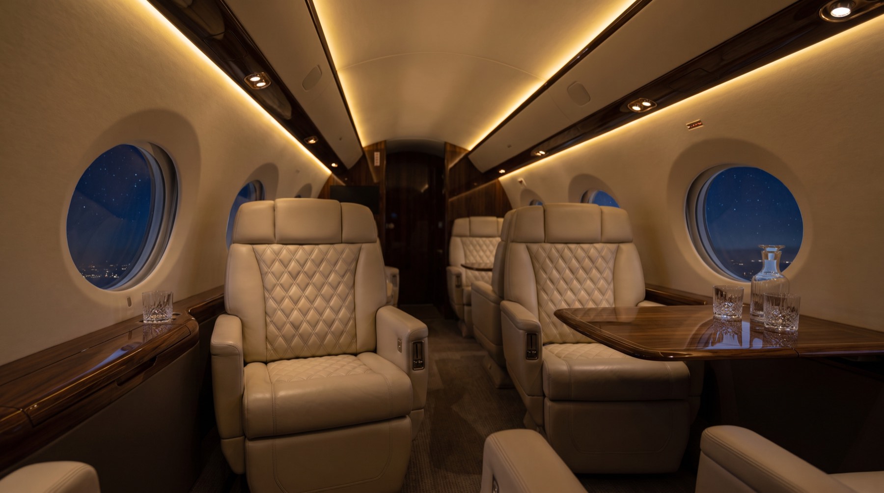Ultra-long-range cabin interior
